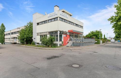 Neuhausen auf den Fildern Hotel | Businesshotel Lemon Suites Self Check-in Messe Airport mit Küche - Monteure willkommen