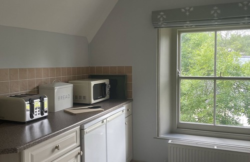 Par Cottage | BUTLERS LOFT, romantic, with a garden in Par