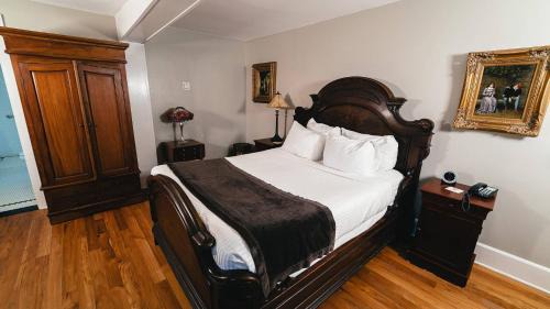 Milton Hotel | Butter milk falls inn