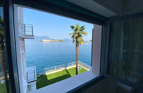 Carciano Apartment | Butterfly apartment with lake view in Baveno