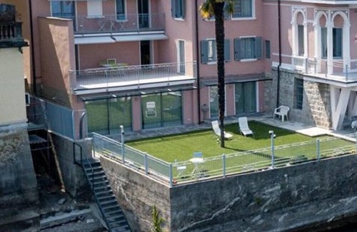 Carciano Apartment | Butterfly apartment with lake view in Baveno