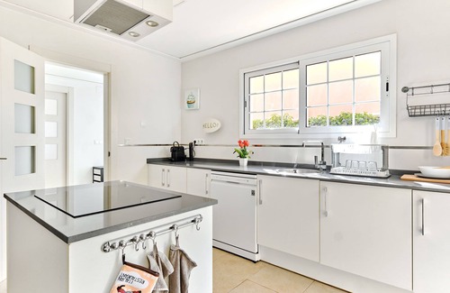 Aspe Villa | Butterfly Villa - 4 bedrooms with pool & private playground