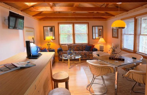 Champion House | Buy 2 Nights, get one free! March Special! Great Skiing at Seven Springs!