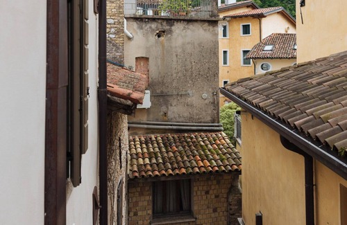 Polcenigo Apartment | Cà BIANCA Residence - REFOSCO Apartment - Historical Center POLCENIGO