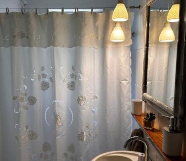 Villa Devoto Apartment | Cálido monoambiente con amplia cocina en Villa Devoto