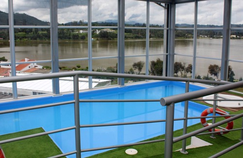 Duitama Apartment | Cómo apartamento, con vista al lago Sochagota