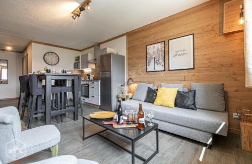 Le Bourget Apartment | Côté-Bourget 4 pers Duplex LES FORTS proche La Norma Aussois