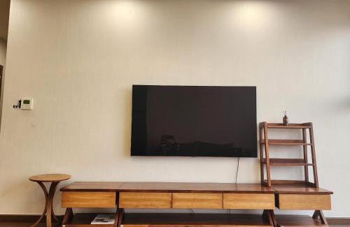 Tu Liem Apartment | Căn Hộ 3 Phòng Ngủ Siêu Sang Trọng Tại The Matrix One