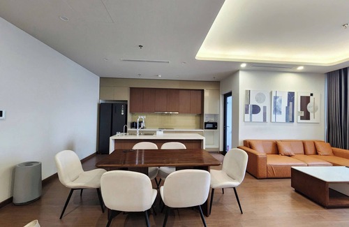 Tu Liem Apartment | Căn Hộ 3 phòng ngủ tiện nghi tại The matrixone