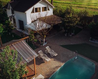 Magura Villa | Căsuța de sub deal - Ciubăr și piscină