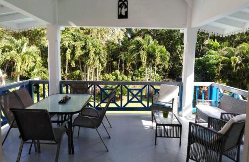 Bon Accord Village Villa | C & A Seashell Villa