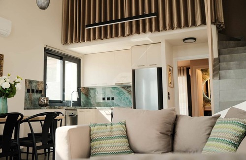 Corinth Villa | C L E O - Aelia Horizon Villas