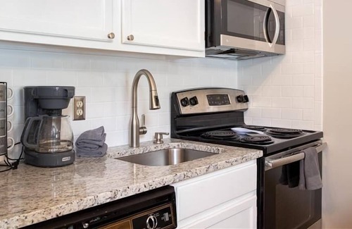 Timberline Condo | C301- Beautifully updated! Slopeside! Ski in/out! 2 nights ok!