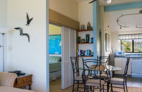 Princeville House | C8: 1 bedroom, top floor, oceanfront