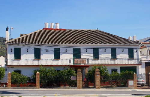 Murchas Apartment | Cañota 2-Floors King Room, Adults Only, living room, bedroom, kitchen, bathroom