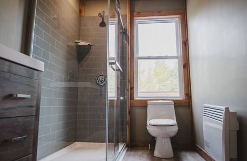 L'lle-du-Grand-Calumet Cottage | Lux/waterfront all inclusive on Ottawa River🛶🚣🎣