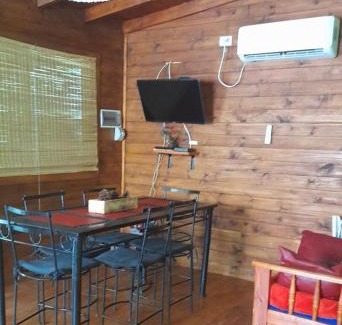 Pasteur House | Cabaña bruji