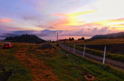 Tota Other | Cabaña con vista a la laguna de Tota