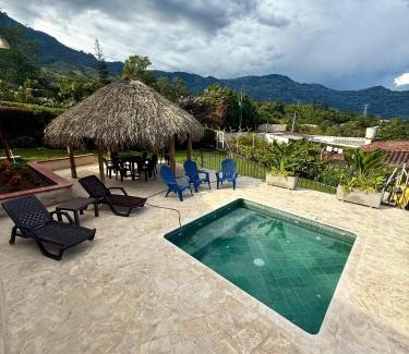 Copacabana Villa | Cabaña en Copacabana