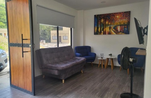 Otrabanda House | Cabaña en Sopetran