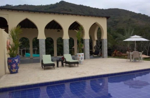 Otrabanda House | Cabaña en Sopetran