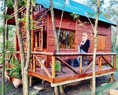 Partido de Roque Perez House | Cabaña entre los arboles encantadora