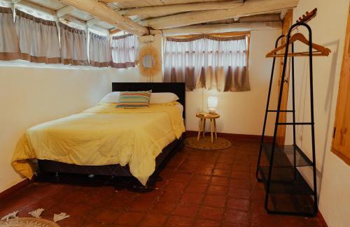 Banos del Inca House | Cabaña Kinti Q'umir Umiña en Kinti Wasi Hospedaje