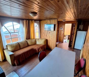 Castro House | Cabañas Amanecer 2 Sector Ciudad