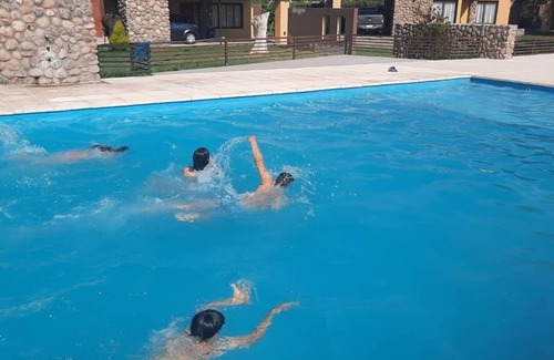 San Carlos Cottage | Cabañas familiares, pileta y parque tranquilo. En San Carlos, Mendoza, Argentina