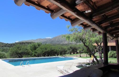 Chacabuco Department House | Cabañas San Miguel