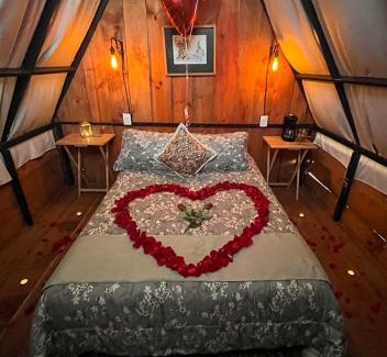 Camerino Z. Mendoza Other | Cabañas Yei Calli