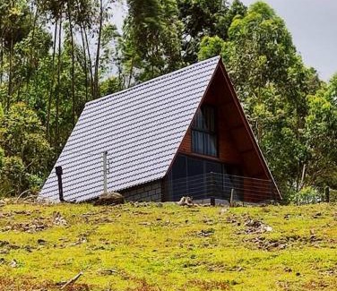 Capitao House | Cabana com hidro e natureza!