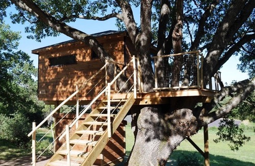Reauville Cabin | CABANA IN A TREE "7th heaven"