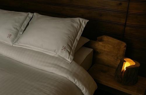 Rucar Villa | Cabana Riverdale