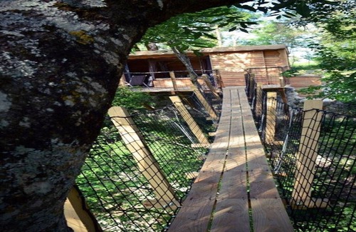 Pons Cabin | Cabane Celeste with private indoor whirlpool bath