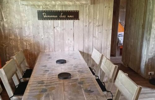 Cerans-Foulletourte House | Cabane Trappeur Lodge avec Jacuzzi et Ferme Pédagogique - FR-1-410-458