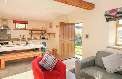 Hope Valley Cottage | Cabin ∙ 2 bedrooms ∙ 8 guests