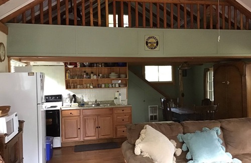 Klamath Lake Cabin | Cabin 2 on Klamath Lake at Point Comfort