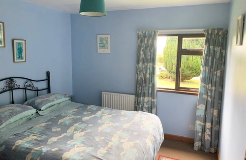 Bromham Cottage | Cabin ∙ 3 bedrooms ∙ 6 guests