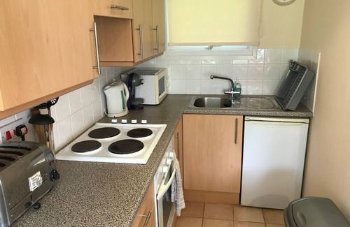 St Teath Cabin | Cabin-Comfort-Shared Bathroom-Garden View-Villa 7