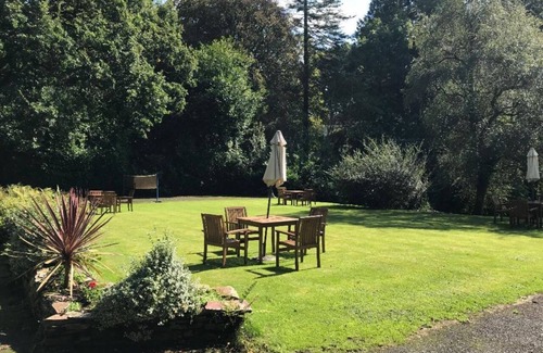 St Teath Cabin | Cabin-Comfort-Shared Bathroom-Garden View-Villa 7