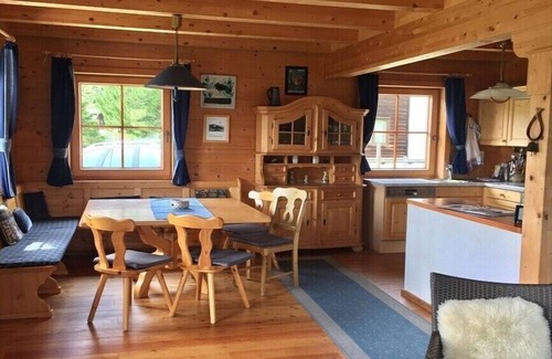 Falkert Ski Chalet | Cabin in Falkertsee with swimming pool