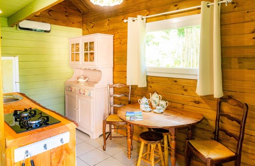 La Salvetat-sur-Agout Cabin | Cabin in the woods, breathtaking view of the Monts de Lacaune