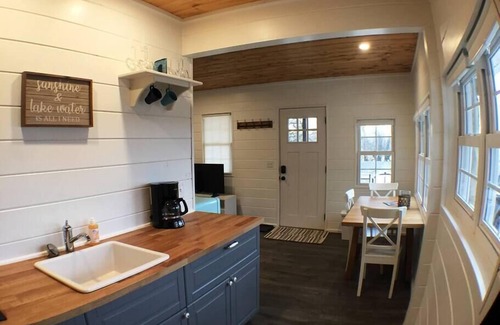 Osage Beach Cabin | Cabin No. 4 @ The Old Swiss Village - Lake Views!