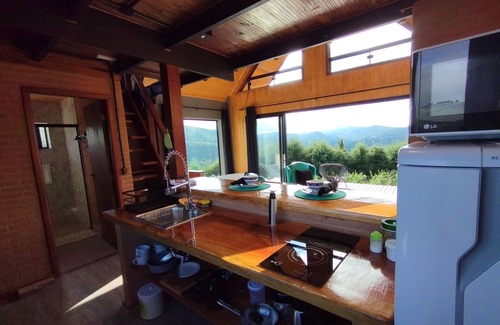 Campos do Jordao Cabin | Cabin with hydromassage, mountain views and 5 km from the tourist center.