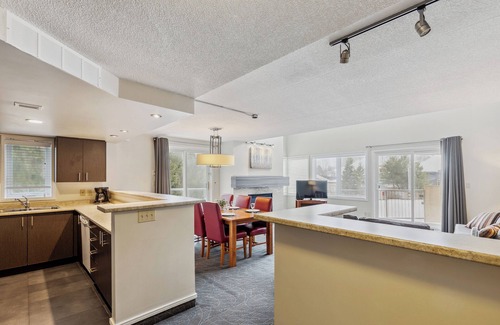 The Blue Mountains Condo | Cachet Crossing Chalets