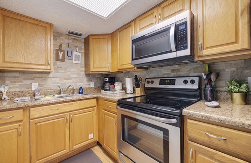 Indian Shores Apartment | Caddy's #4 Villa Water View