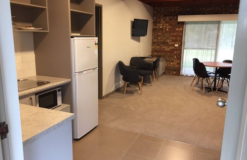 Moama Hotel | Cadell on the Murray Motel Resort