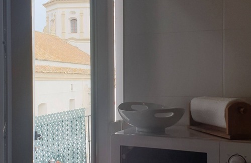 Old Town Apartment | Cadiz: Mirador Tower 'San Francisco' ideal for two VFT/CA/00187