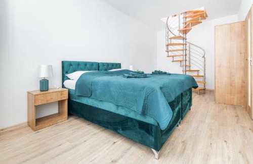Kolin 2 House | Café Kaftan - pension